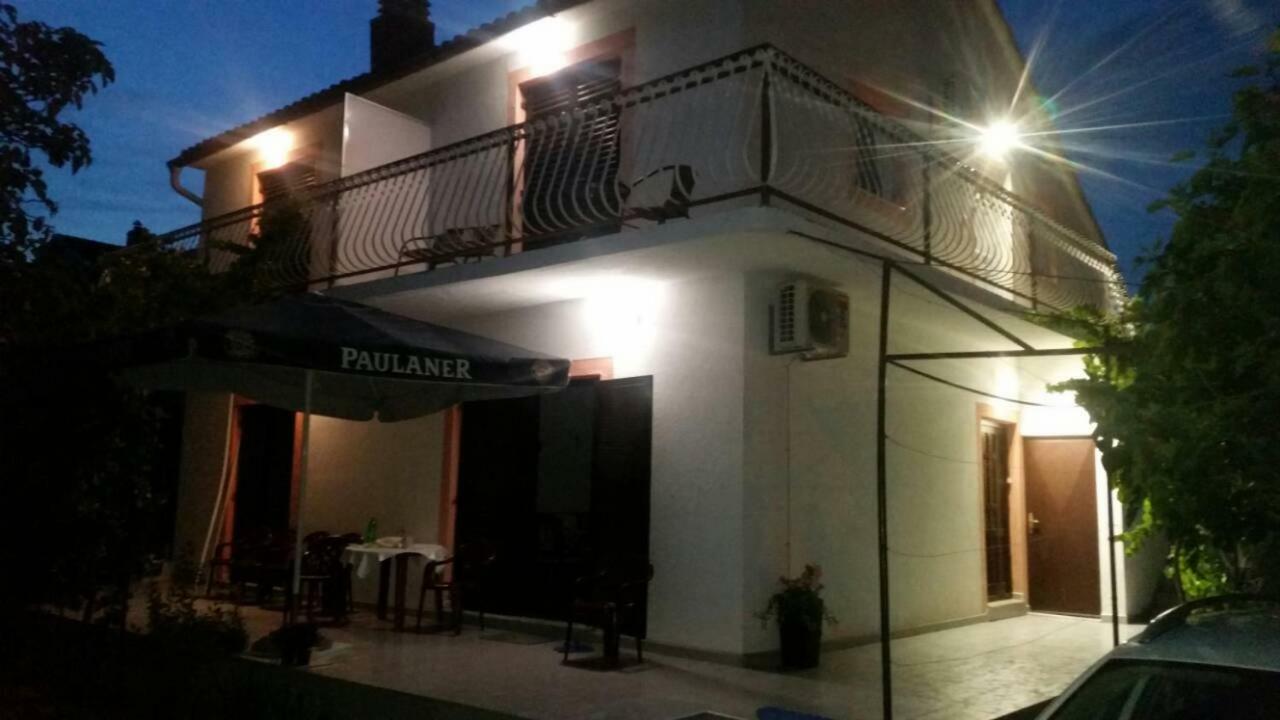 Apartmani Jadranka Vodice Ngoại thất bức ảnh
